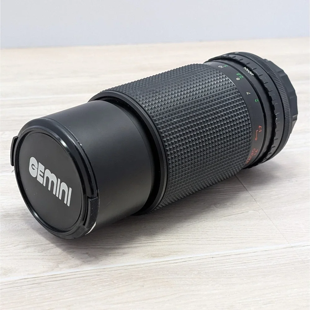 Gemini MC Auto Zoom Macro 80–200mm f/4.5 Lens Japan w/ 52mm UV Filter Caps
